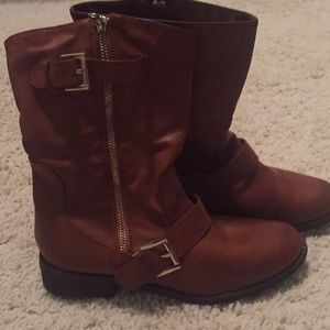 Forever 21 booties Worn once. Size 8.